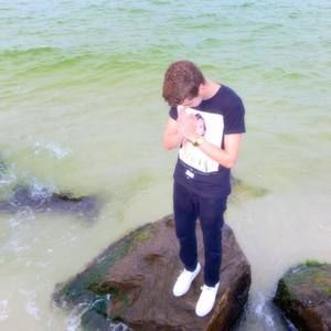 Meet your Posher, Nick